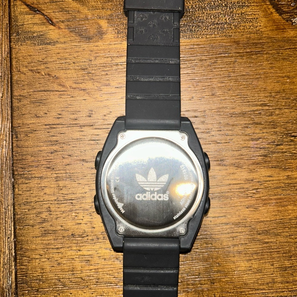 Adidas Watch - Picture 3 of 4